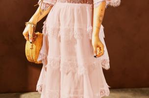 Elegantné midi šaty s priehľadnými čipkovými vsadkami Tiziana, ružové