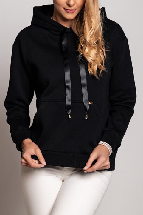Bavlnené tričko s dlhým rukávom, kapucňou a širokými ramienkami Kamaria, čierne