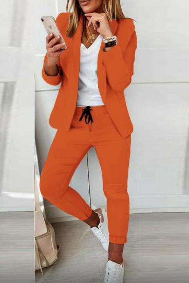 Elegantný jednofarebný nohavicový kostým Estrena, oranžový