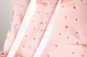 Tepláková súprava s perleťovými detailmi Tinsely, ružová