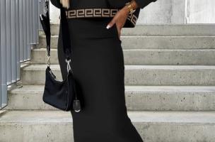 Elegantný voľný top a priliehavá sukňová súprava, čierna