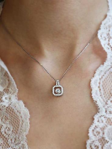 Elegantný náhrdelník s príveskom, ART506, strieborný