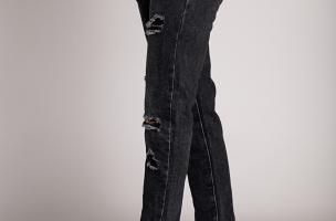 ,,Mom fit'' džínsy s rázporkami Marsura, čierne