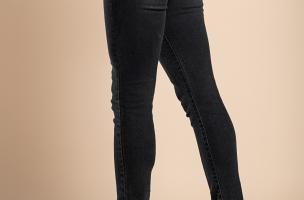 Strečové džínsy s úzkym strihom, čierne