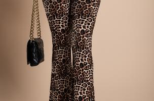 Módne zvonové nohavice s leopardím vrorom, béžové